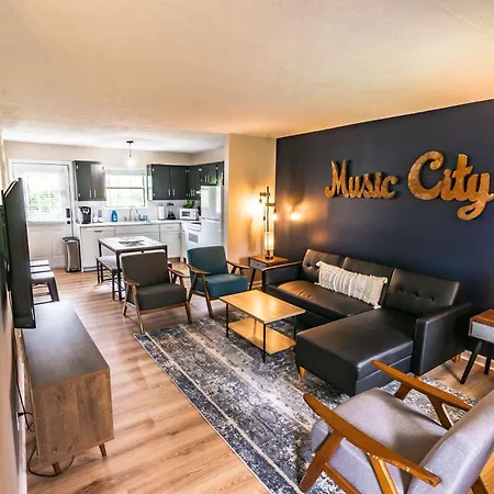 East Nashville Getaway - Walk To Parks Golf & Music Spots